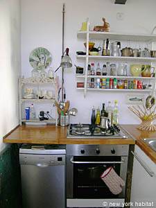 Kitchen - Photo 3 of 4