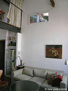 Living room - Photo 6 of 27