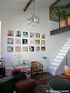 Living room - Photo 16 of 27
