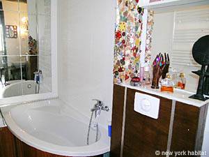 Bathroom 1 - Photo 3 of 3