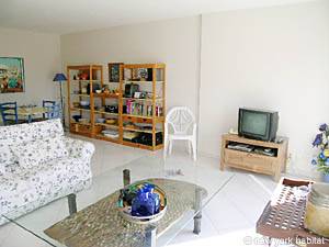 Wohnzimmer - Photo 3 von 13