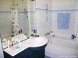 Badezimmer 1 - Photo 1 von 4