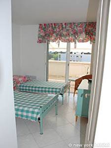Schlafzimmer 2 - Photo 4 von 6