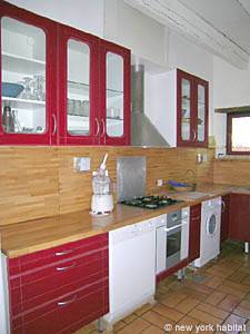 Kitchen - Photo 2 of 3