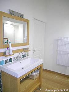 Bathroom - Photo 2 of 3