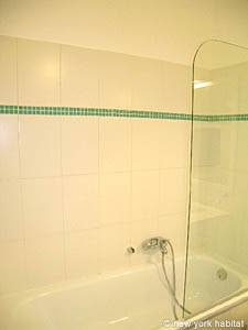 Bathroom 1 - Photo 3 of 3