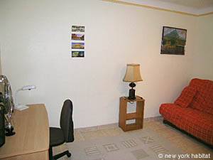 Living room - Photo 1 of 6