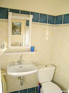 Bathroom - Photo 3 of 3