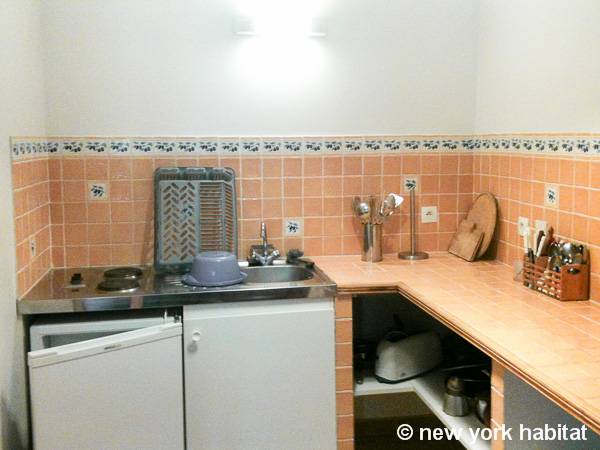 Kitchen - Photo 2 of 2