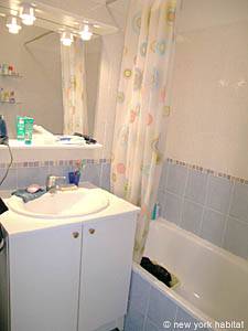 Salle de bain 1 - Photo 1 sur 3