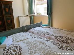 Bedroom 1 - Photo 4 of 5 Bedroom 1 - Photo 4 of 5