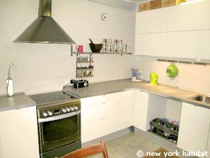 Kitchen - Photo 3 of 8