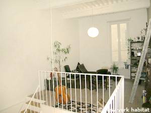 Living room - Photo 5 of 7