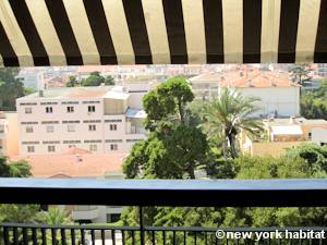 Camera 1 - Photo 5 di 6