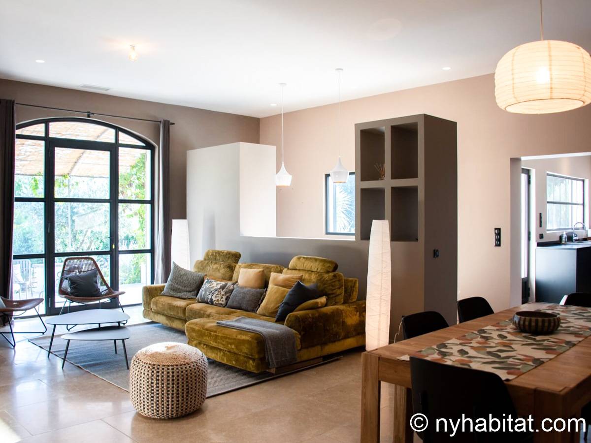 Sud della Francia Eyragues, Provenza - 6 Camere da letto appartamento casa vacanze - Appartamento riferimento PR-1273