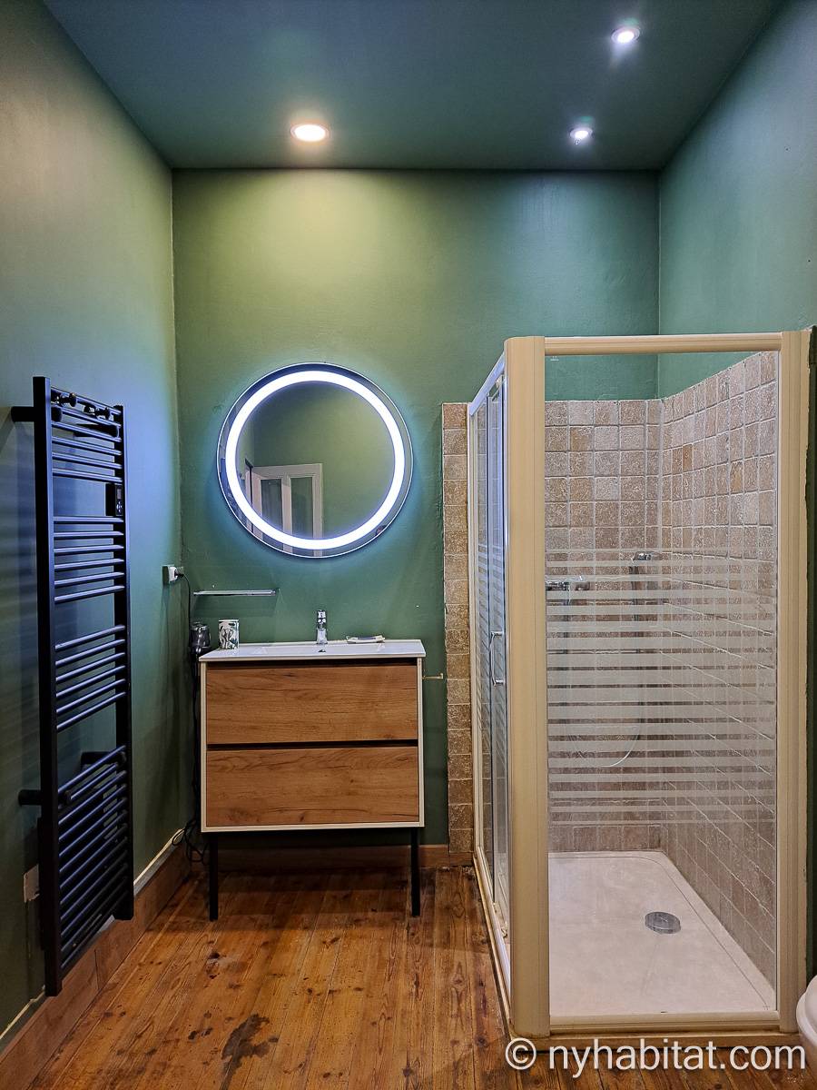 Bathroom 1 - Photo 1 of 1