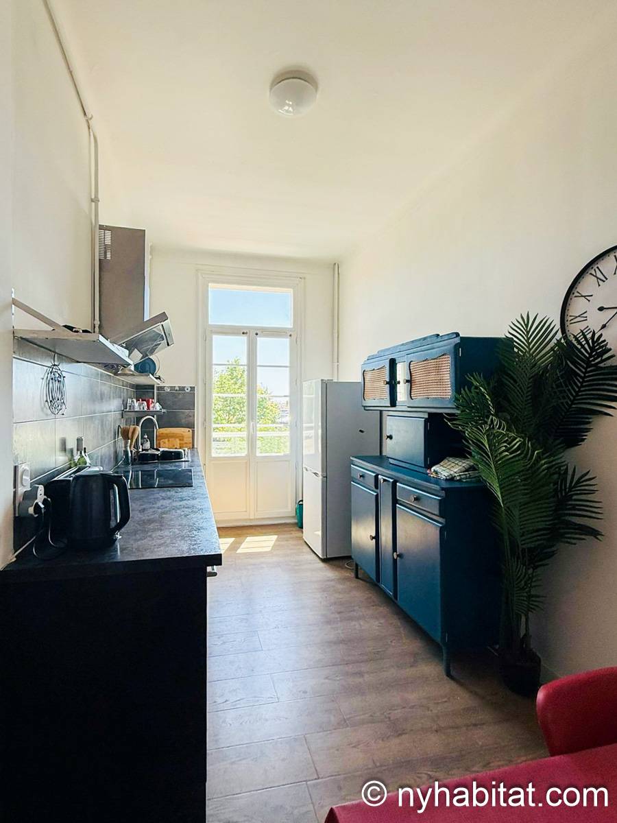 Kitchen - Photo 2 of 2