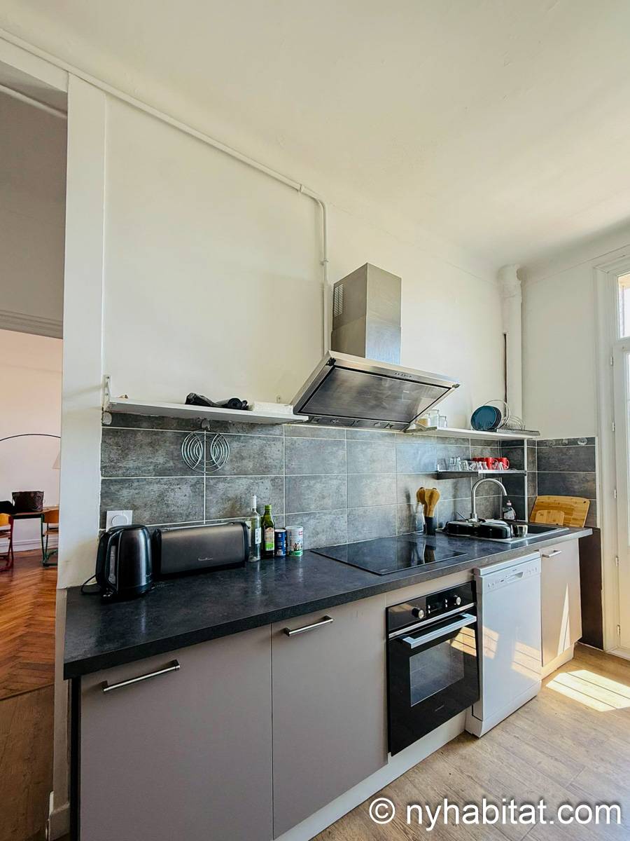 Kitchen - Photo 1 of 2