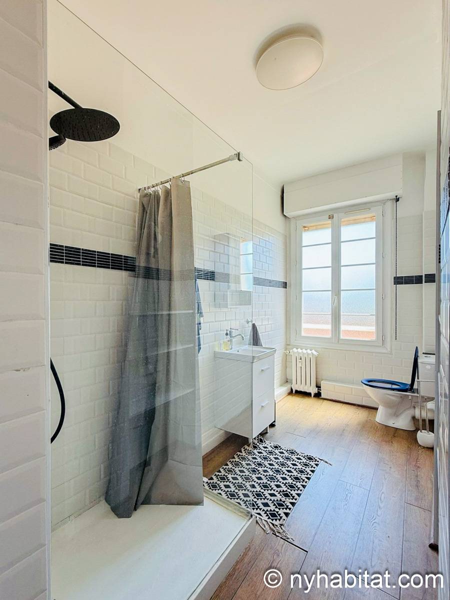 Bathroom 1 - Photo 1 of 1