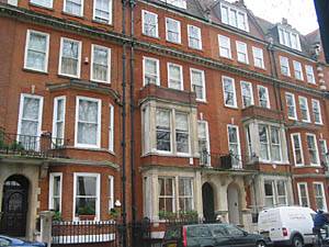 Fila de casas en Chelsea