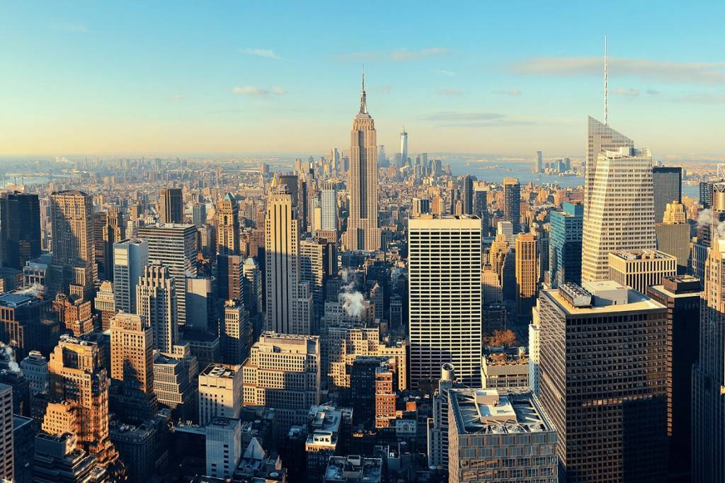 Imagen panorámica de Manhattan desde una azotea por el día.