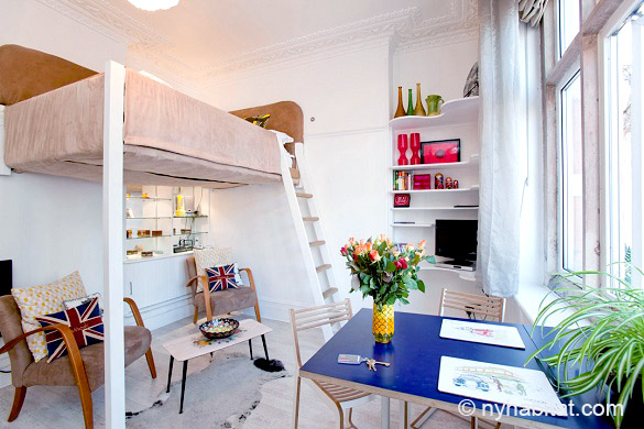 Imagen del interior del apartamento estudio LN-507 con una litera